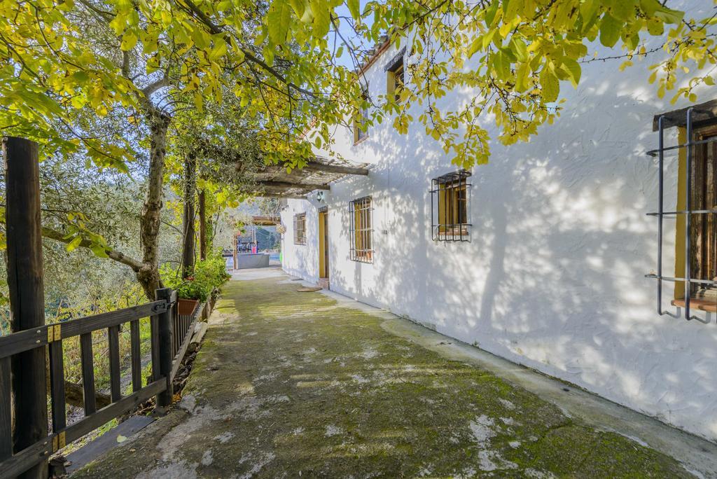 El Tajil Villa Algarinejo Exterior photo