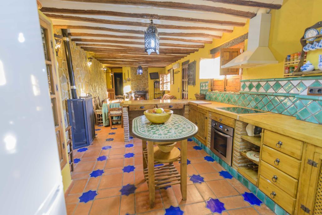 El Tajil Villa Algarinejo Exterior photo