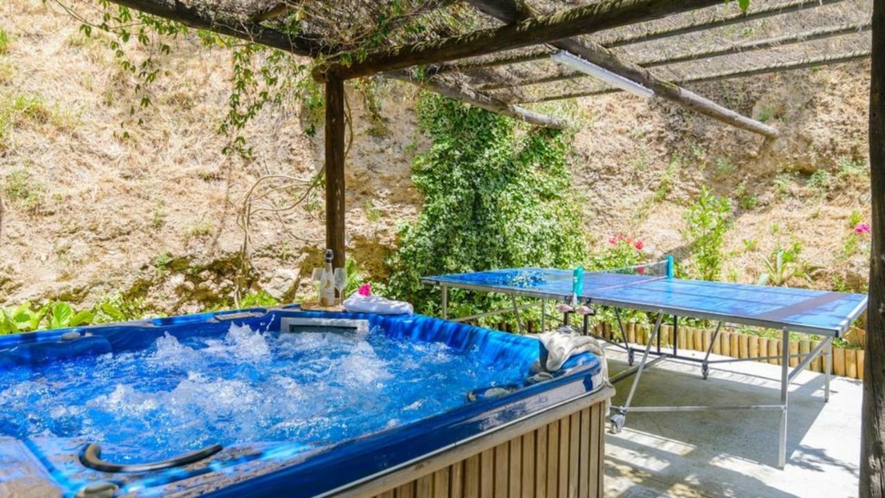 El Tajil Villa Algarinejo Exterior photo