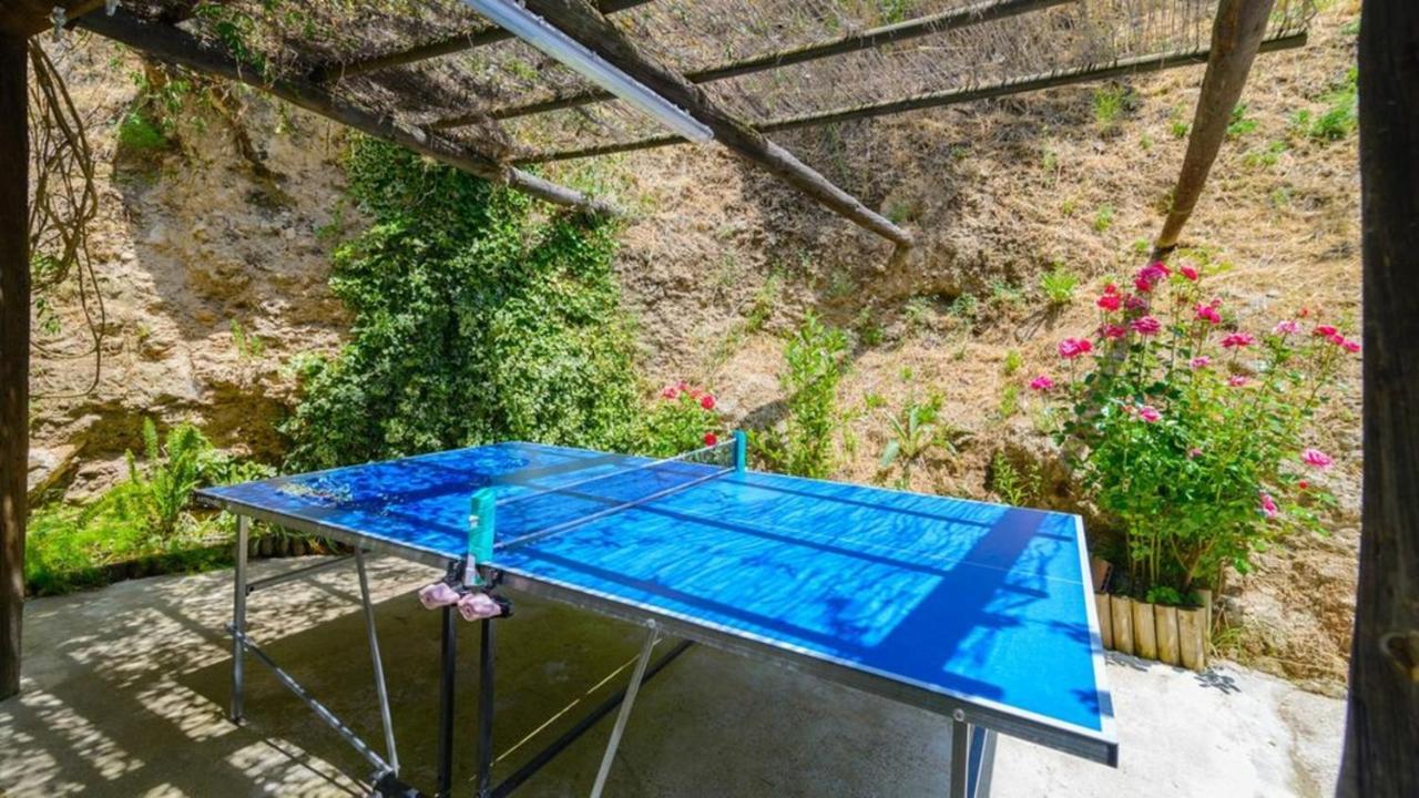 El Tajil Villa Algarinejo Exterior photo
