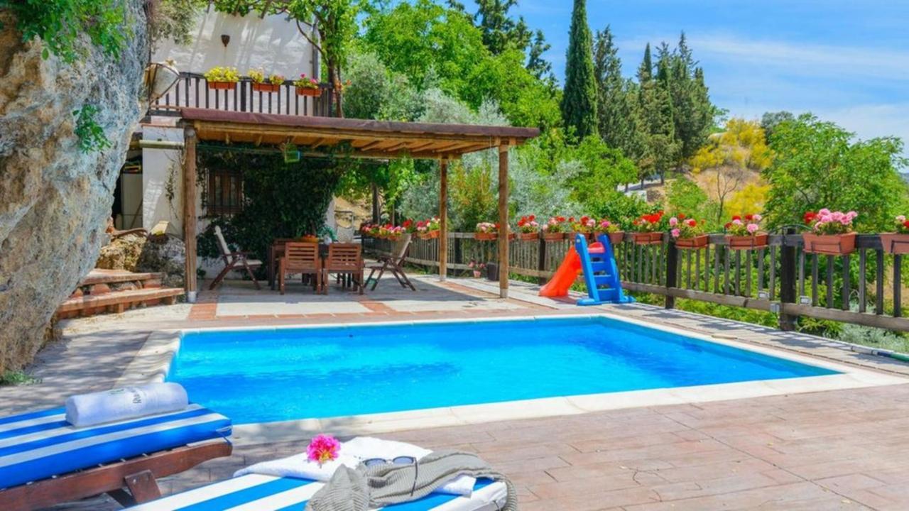 El Tajil Villa Algarinejo Exterior photo