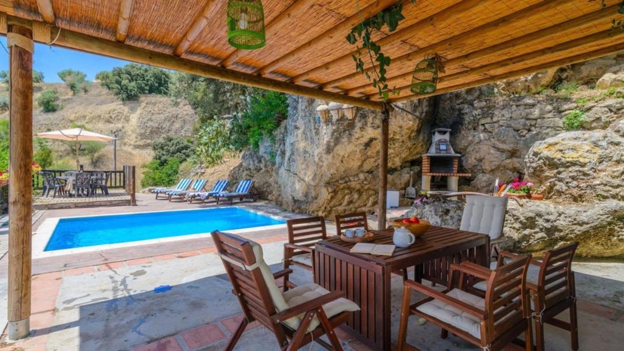 El Tajil Villa Algarinejo Exterior photo